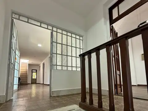 Local en Alquiler en Tiro Suizo, $ 1.200.000