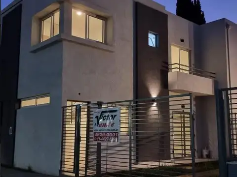 OPORTUNIDAD DUPLEX 3 AMB A ESTRENAR