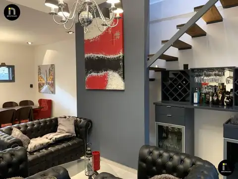 Casa 5 ambientes con 5 baños