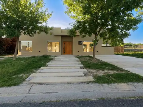 Casa en Venta San Sebastián Apta Credito. RESERVADA