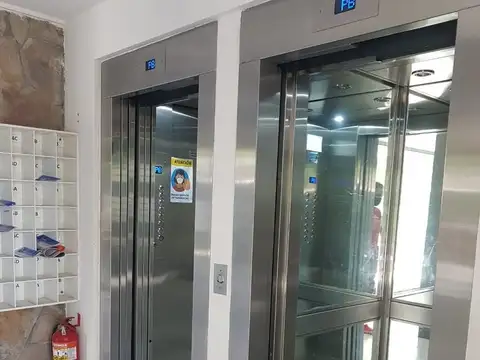 RETASADO  Venta Cochera Cubierta, Pilar Centro