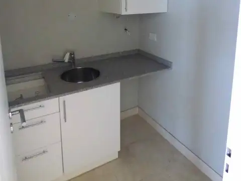 Pasaje de las Ciencias 100