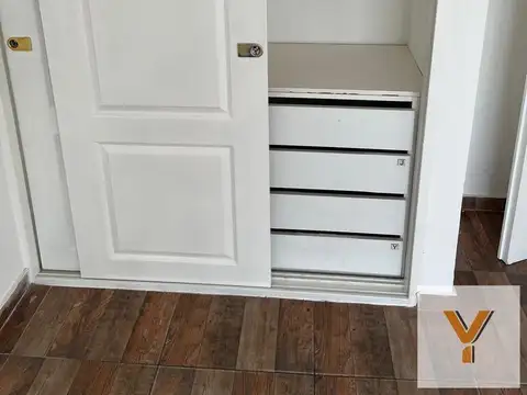 Depto Tipo Casa 18 ambientes con 6 baños