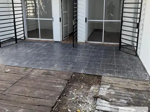 Depto Tipo Casa en Venta al Suroeste