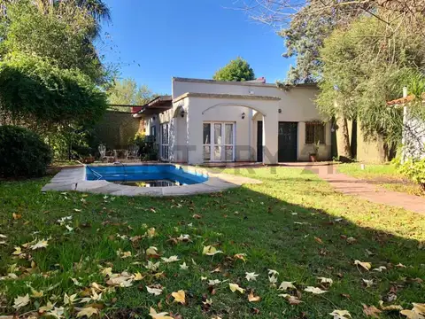 Casa de 3ambiente mas Escritorio parque piscina quincho