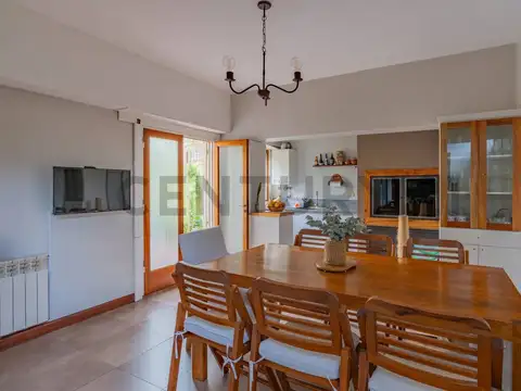 VENTA PH 4 AMBIENTES CON COCHERA NUEVA POMPEYA