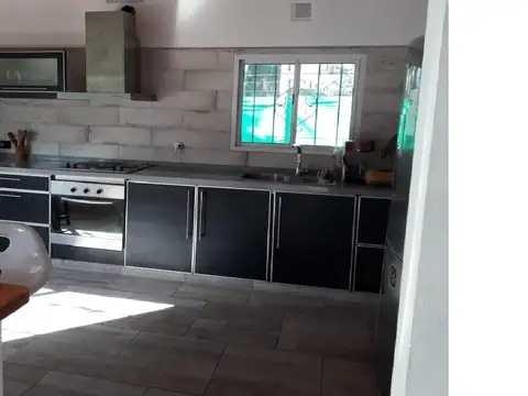 Casa en Venta en Villa Gobernador Udaondo, USD 250.000