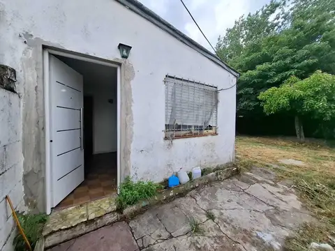 Alquiler casa 2 ambientes, Esquel 894 Ezpeleta