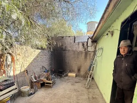 Casa 4 ambientes con 1 baño
