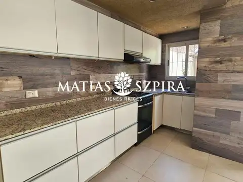 Depto Tipo Casa en Venta de 3 dormitorios
