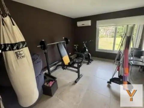 Casa en Alquiler al Oeste