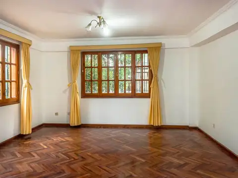 CASA 5 DORMITORIOS VENTA ZONA MACROCENTRO
