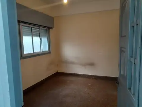 Depto Tipo Casa en Alquiler de Monoambiente