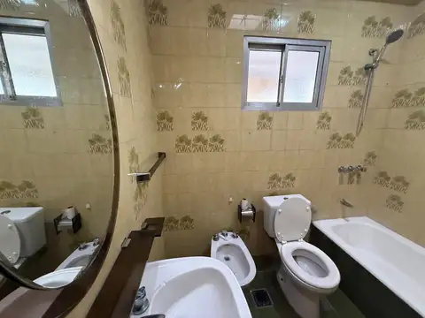 Departamento céntrico en alquiler - Campana!