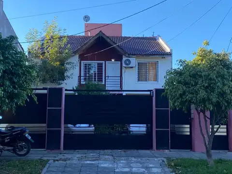 Casa - Venta - Argentina, San Miguel - Sargento Cabral 2029