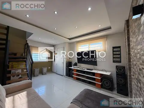 Depto Tipo Casa en Venta 2 años