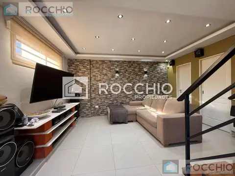 Depto Tipo Casa en Venta de 3 ambientes