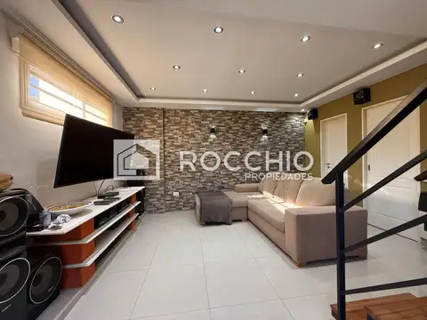 Depto Tipo Casa en Venta de 3 ambientes
