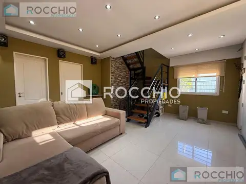 Depto Tipo Casa en Venta en Jose Leon Suarez, USD 52.000