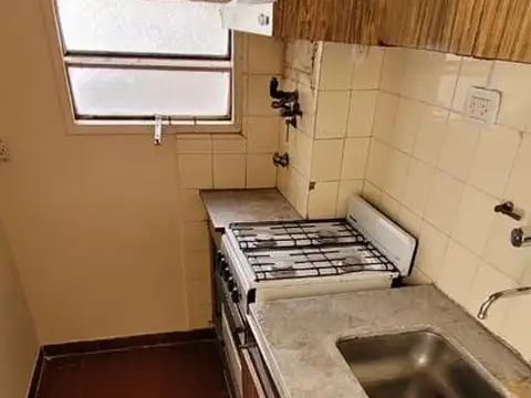 Departamento en Alquiler en Abasto, $ 280.000