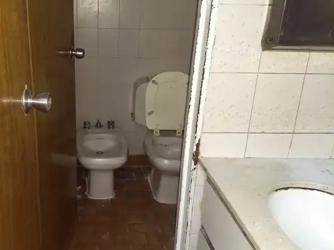 Edificio de oficinas de 670 m2 en alquiler en Recoleta