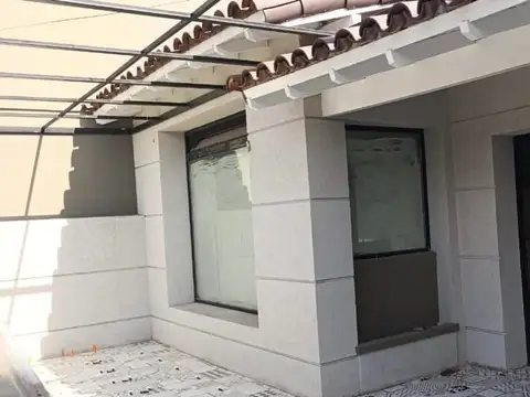 Local en venta Ituzaingo Norte.