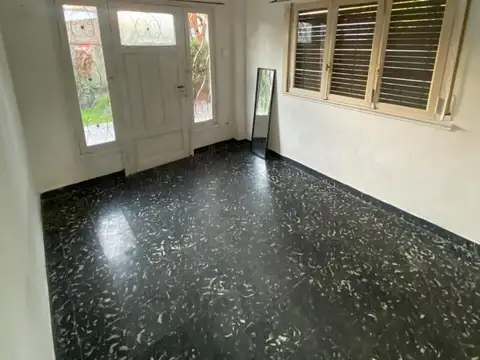 Depto Tipo Casa en Alquiler en José León Suárez, $ 750.000