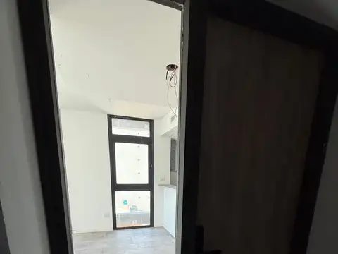 Departamento piso entero 3 ambientes- Chauvin