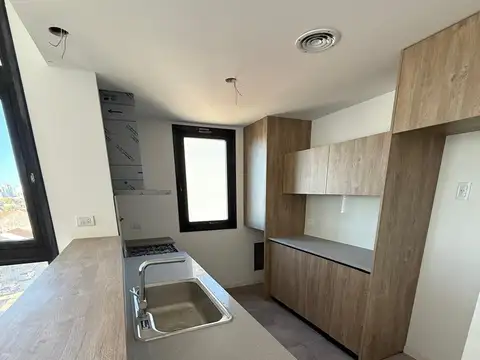 Departamento piso entero 3 ambientes- Chauvin