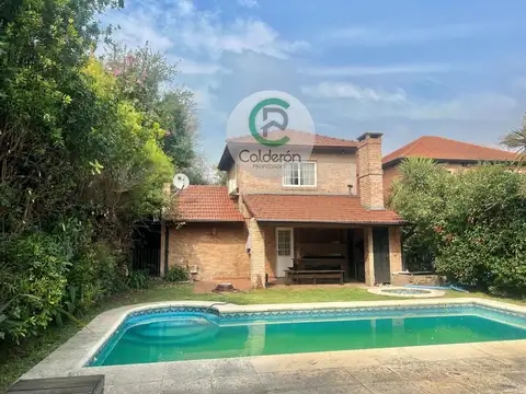 Casa en Venta   Country  Club Banco Provincia