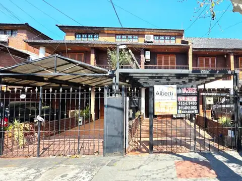 Triplex en Venta en Haedo