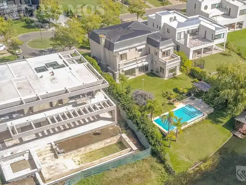 Casa en Venta en Puertos - Barrio Marinas, USD 980.000