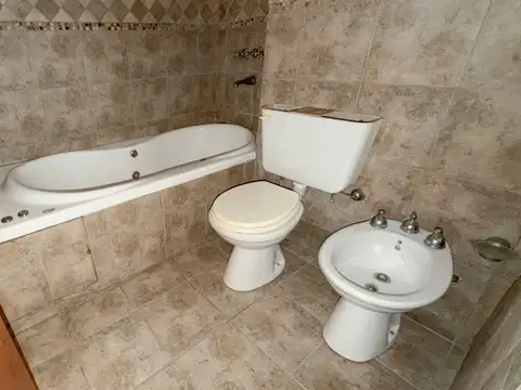 Casa en Venta en Burzaco, USD 140.000