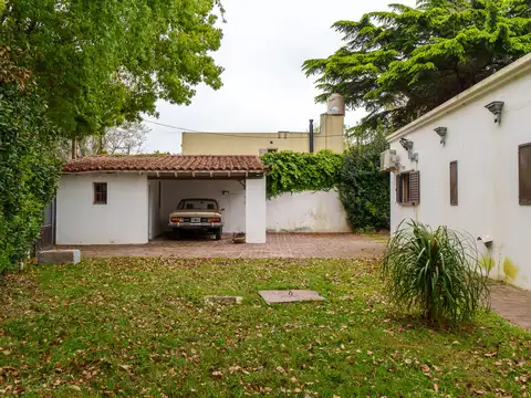Casa en venta entre caminos
