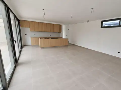 Casa en Venta al Oeste