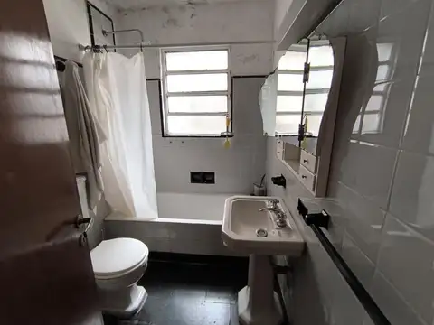 Departamento 3 ambientes con 2 baños