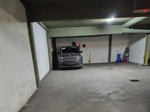 COCHERA MUY AMPLIA IDEAL CAMIONETA, AUTO GRANDE