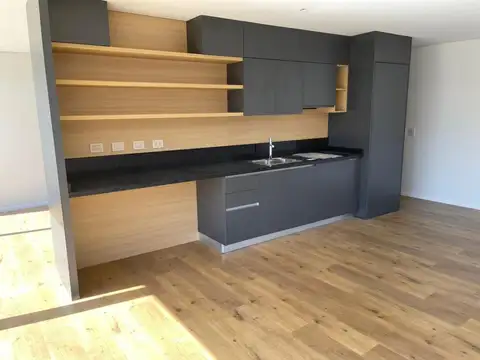 8871 Piso 03 Dpto 04