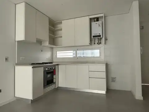 Moderno dúplex a/est 3 dor (1 suite), play, coch y jardín