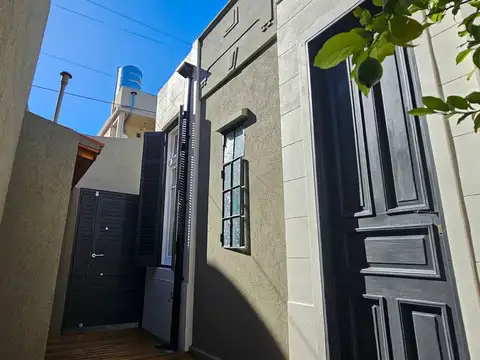 Depto Tipo Casa en Venta de 2 ambientes