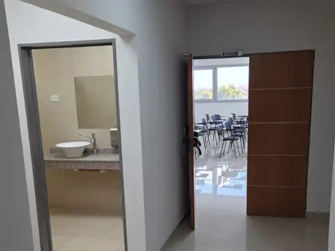 Oficina Monoambiente con 2 baños
