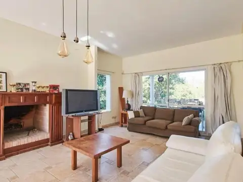 Casa en Venta en Nautico Escobar, USD 250.000