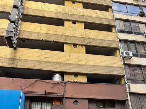 Cochera en Venta en Paraguay al 900 en Retiro por rampa