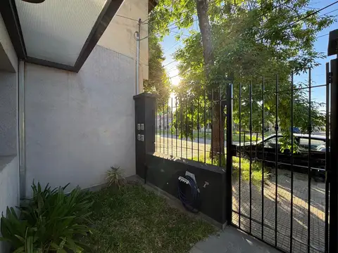 Depto Tipo Casa en Venta en Jose Leon Suarez, USD 85.000