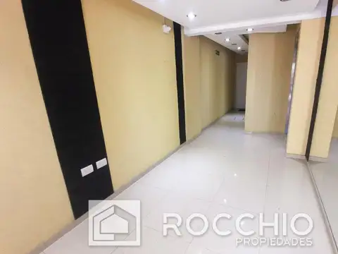 CONGRESO 3230. Entre Intendente ballester y Intendente alvear