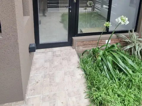 Departamento en Alquiler en Capitan Bermudez, $ 400.000