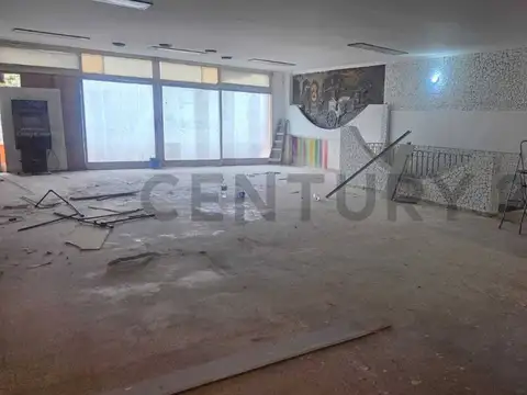 VENTA PROPIEDAD COMERCIAL Y RESIDENCIAL en 3 Pisos - Quilmes Centro