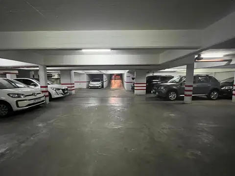 EN VENTA - COCHERA DOBLE - ZONA RIO, ROSARIO.