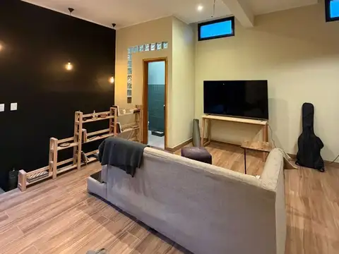 Casa en Venta en Villa Lynch, USD 170.000