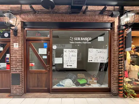 Local en galería "El Establo Morón"
